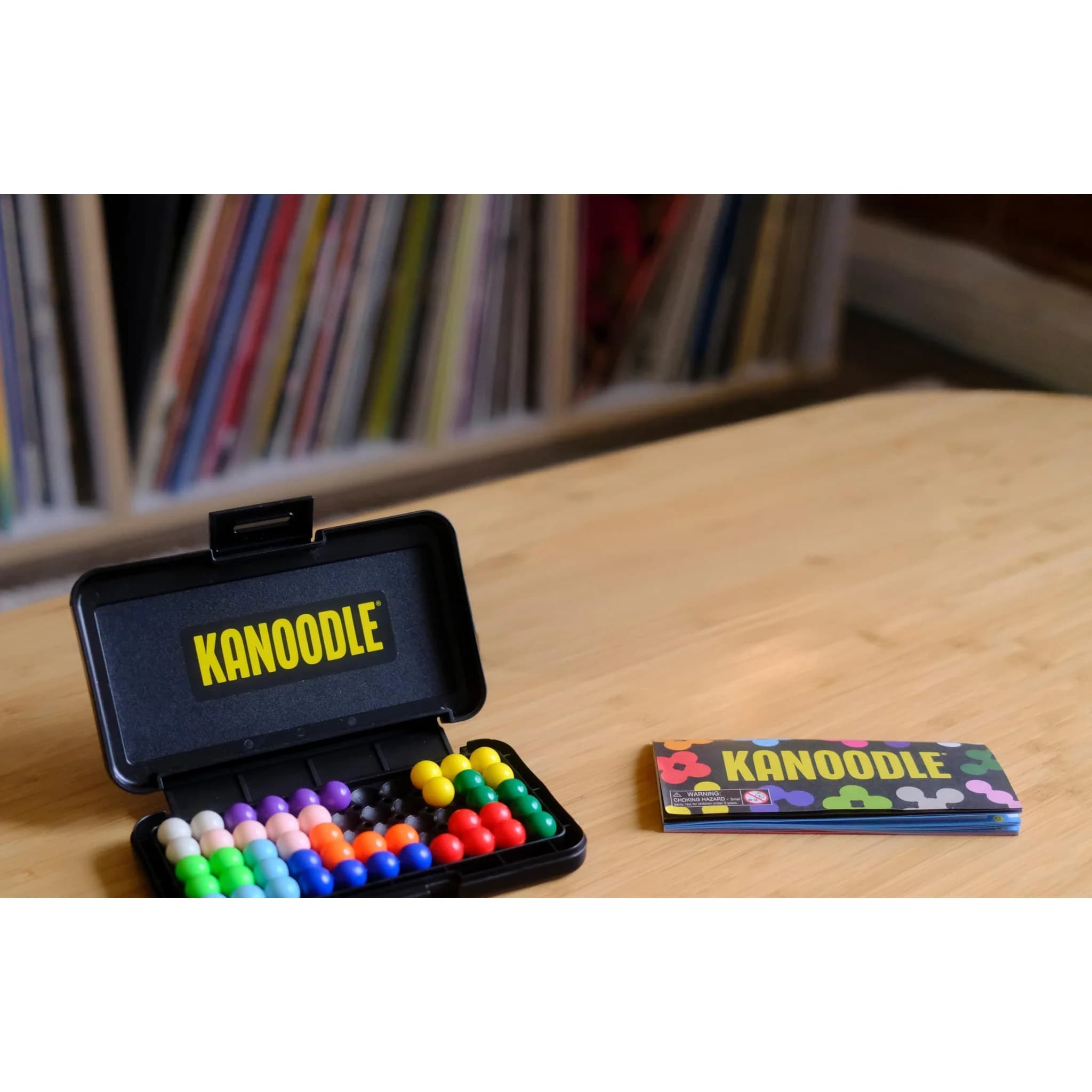 Educational Insights Kanoodle 3D brain-teaser puzzle (EI-2978) — view 2