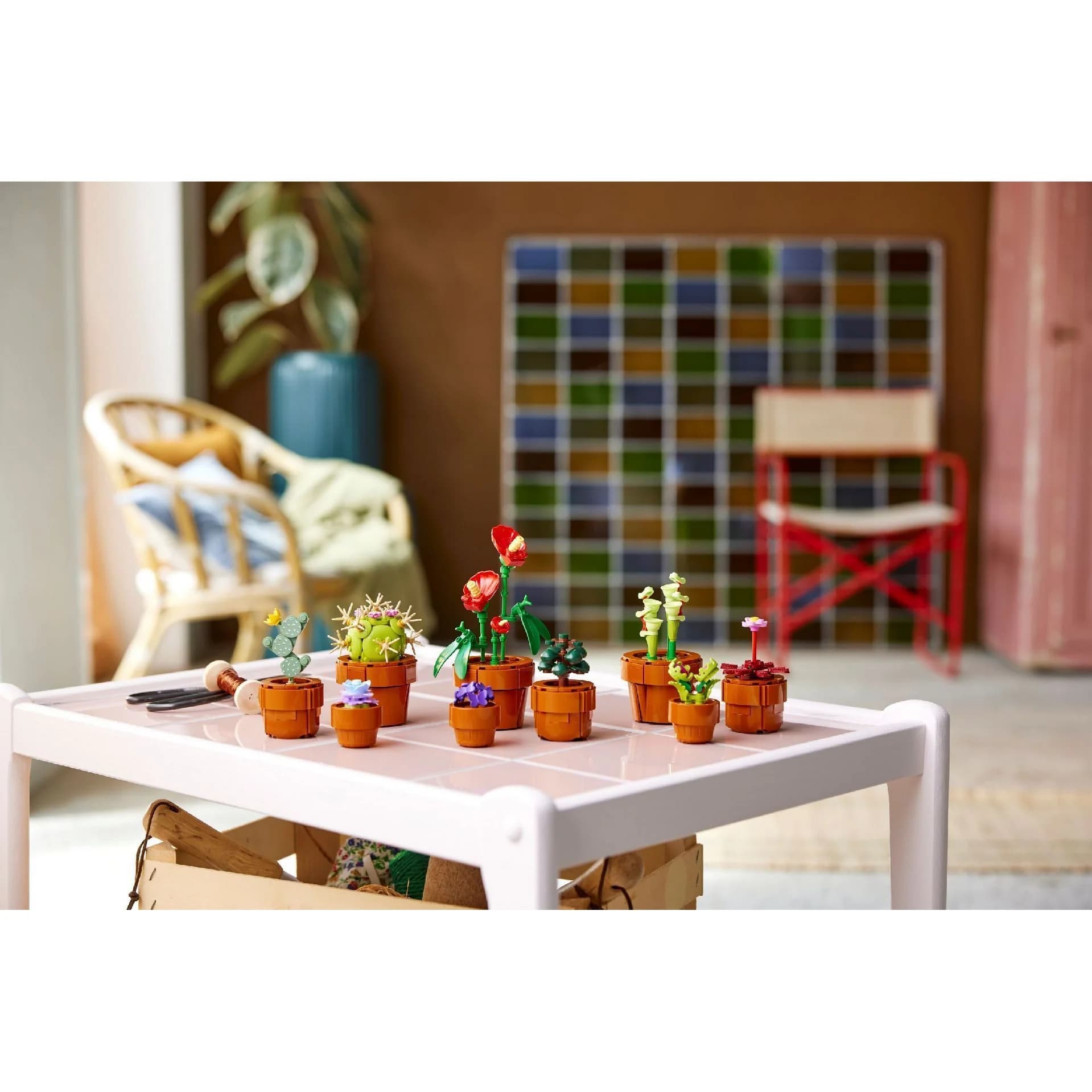 LEGO Botanicals 10329 Tiny Plants – building set — view 3