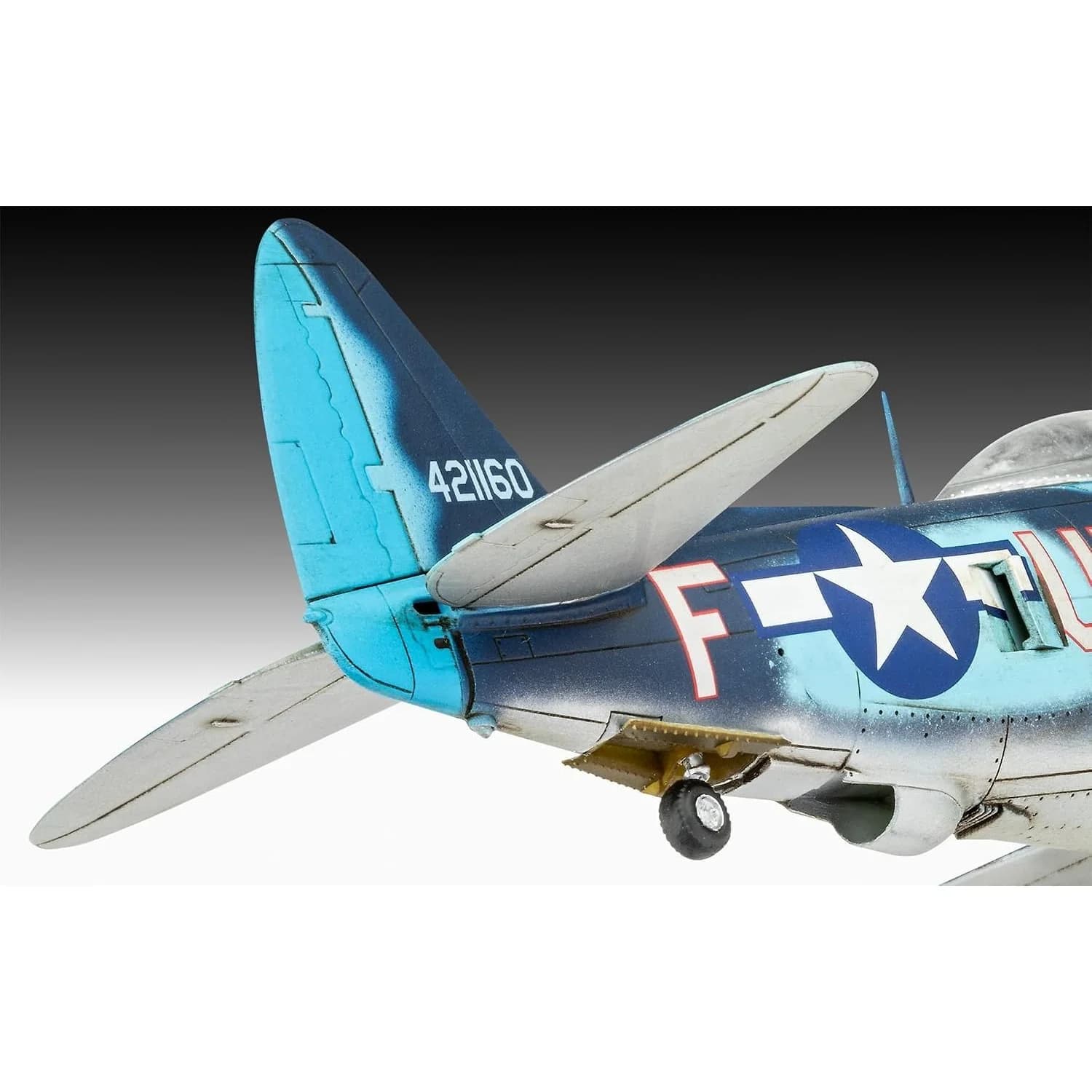 Revell P-47M Thunderbolt 1:72 (03984) — view 2